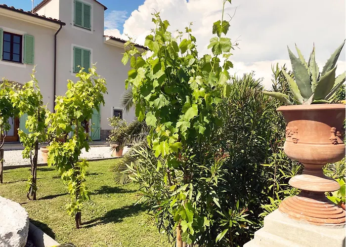 \'Il Casale Di Giova\' Tuscan Farmhouse